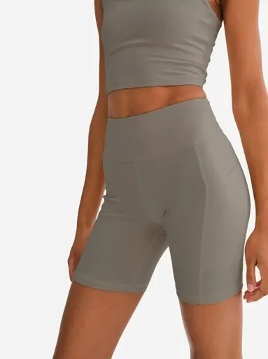 MATE Organic Stretch Pocket Short Pebble
